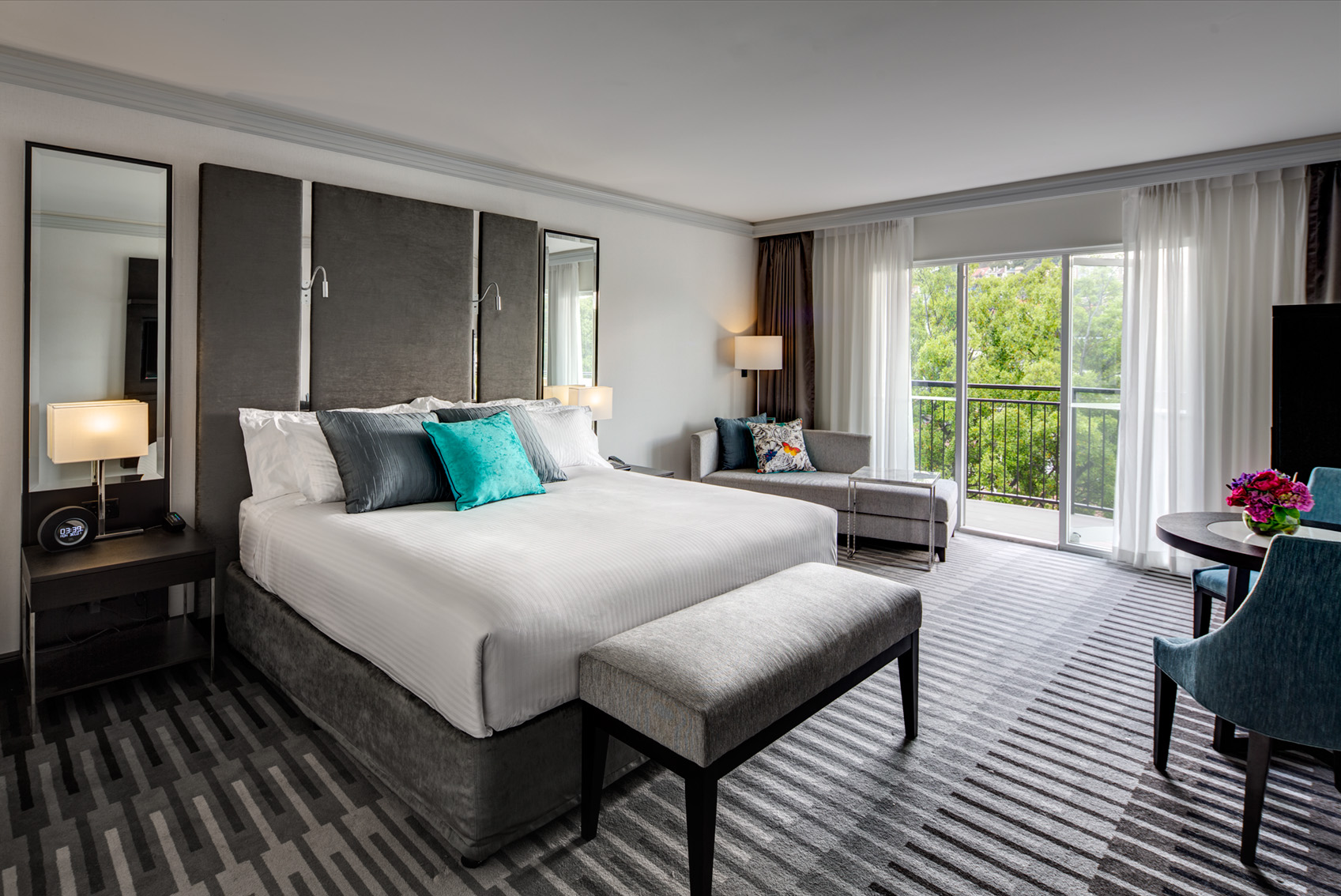 King-Village-View-Room-InterContinental-Sydney-Double-Bay-2